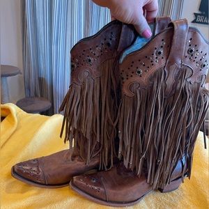 Corral Vintage sz 8.5 boots